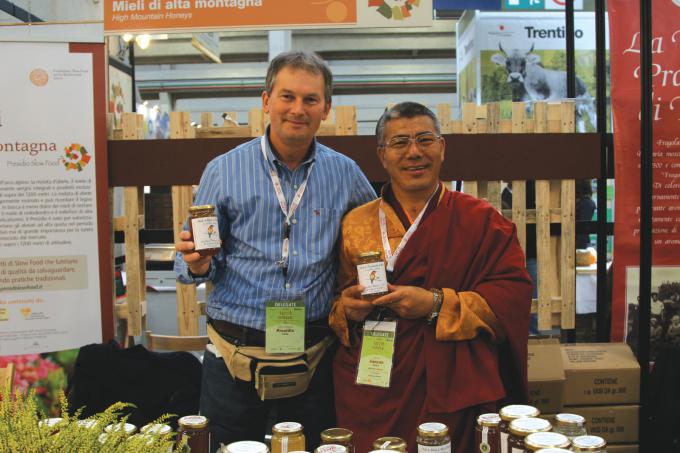 Thick mountain honey at the Salone del Gusto